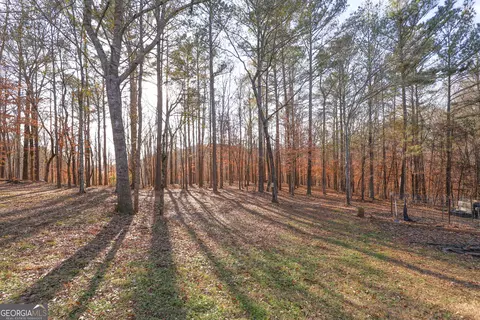 Exterior - 42 Deer Pointe Ct, Lagrange, GA 30240 photo 15 of 21