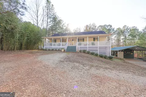 Exterior - 42 Deer Pointe Ct, Lagrange, GA 30240 photo 4 of 21