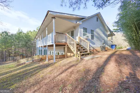 Exterior - 42 Deer Pointe Ct, Lagrange, GA 30240 photo 10 of 21