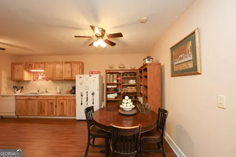 Dining - 42 Deer Pointe Ct, Lagrange, GA 30240 photo 1 of 1
