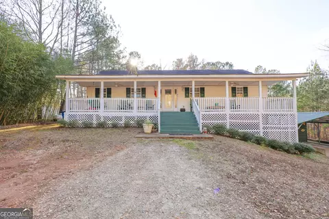 42 Deer Pointe Ct, Lagrange, GA 30240