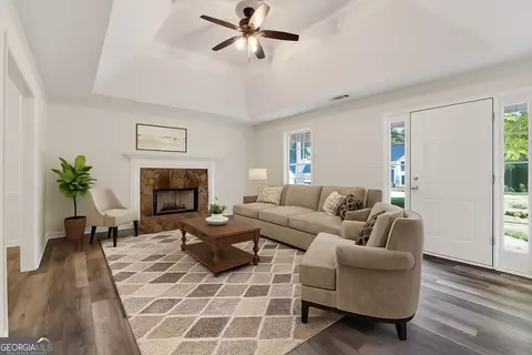 110 Chestnut Dr, Covington, GA 30016 photo 8