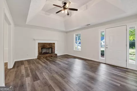 110 Chestnut Dr, Covington, GA 30016 photo 9