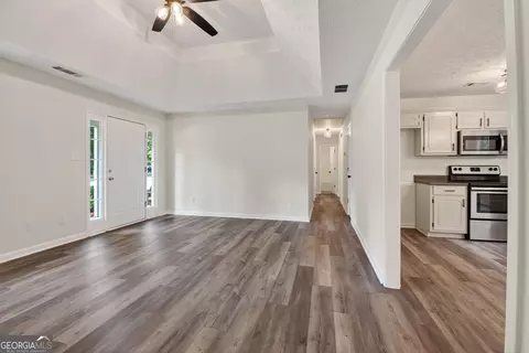 110 Chestnut Dr, Covington, GA 30016 photo 13