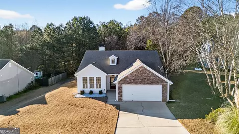128 Meadowbrook Ln, Grantville, GA 30220