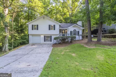 230 Mimosa Ln, Stockbridge, GA 30281
