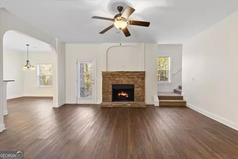 Living - 149 Mariahs Walk, Hampton, GA 30228 photo 5 of 8