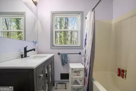 Bath - 1050 Skyline Dr, Covington, GA 30014 photo 2 of 2