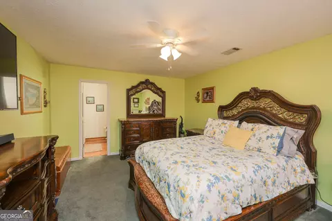 Bedroom - 1142 Hammett Rd, Lagrange, GA 30241 photo 8 of 13