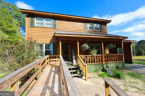 Exterior - 1142 Hammett Rd, Lagrange, GA 30241 photo 2 of 23