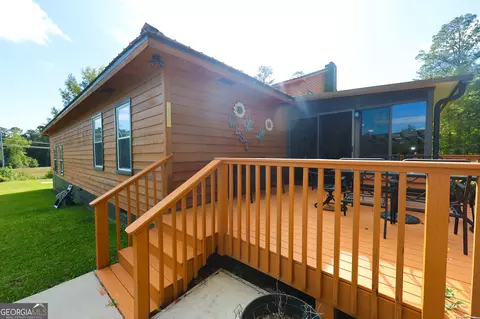 Exterior - 1142 Hammett Rd, Lagrange, GA 30241 photo 15 of 23