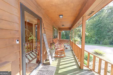 Exterior - 1142 Hammett Rd, Lagrange, GA 30241 photo 5 of 23