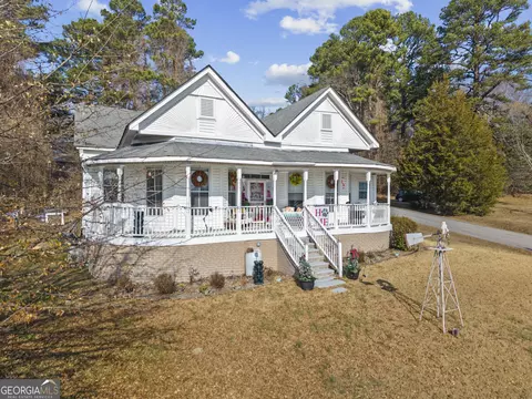 431 W Memorial Dr, Dallas, GA 30132