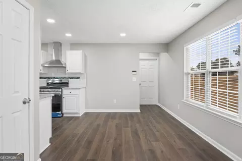 Entry Way - 10768 Starling Trl, Hampton, GA 30228 photo 6 of 9