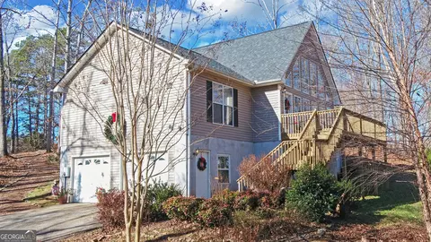 1889 Riverdale Rd, Toccoa, GA 30577
