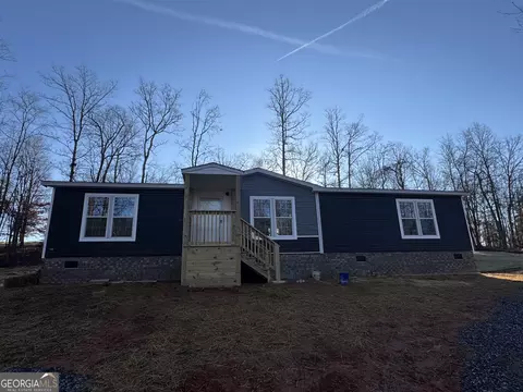 1090 Garner Rd, Cornelia, GA 30531