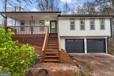 41 Bakers Bridge Cir, Douglasville, GA 30134
