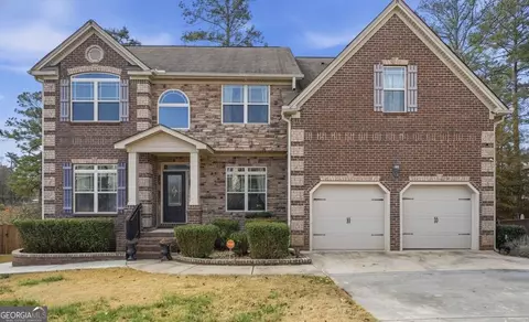 12090 Centerra Dr, Hampton, GA 30228