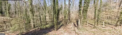 222 Barbara Ln, Mableton, GA 30126