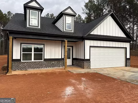2113 N Hicks, Toccoa, GA 30577