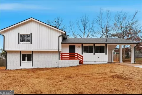 6677 Fielder Rd, Rex, GA 30273