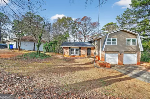 2897 Leisure Woods Ln, Decatur, GA 30034