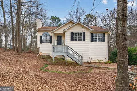 150 Elk Grove Dr, Auburn, GA 30011