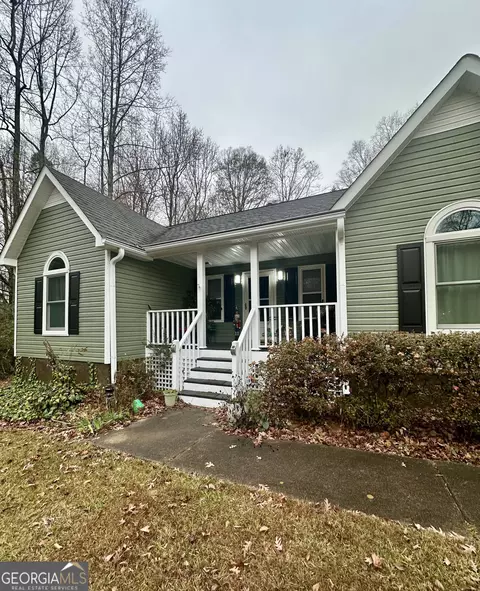 Exterior - 357 Falling Timber Ct, Stockbridge, GA 30281 photo 2 of 8
