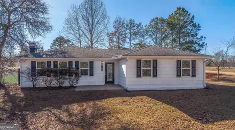 6668 Prinston Cir, Douglasville, GA 30135
