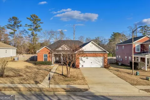 216 Piedmont Ln, Bonaire, GA 31005