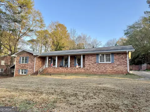 1643 Wesleyan Hills Dr, Macon, GA 31210