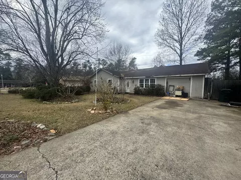 103 Highpoint Dr, Warner Robins, GA 31093