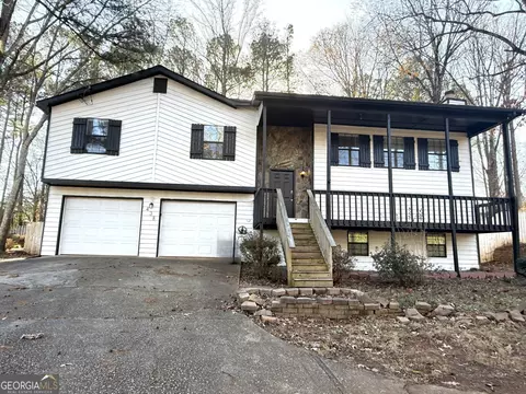 438 Russell Rd, Lawrenceville, GA 30043