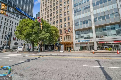 32 Peachtree St NW #1704, Atlanta, GA 30303