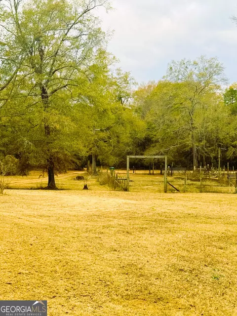 Exterior - 105 Dowdy Ct, Perry, GA 31069 photo 3 of 4