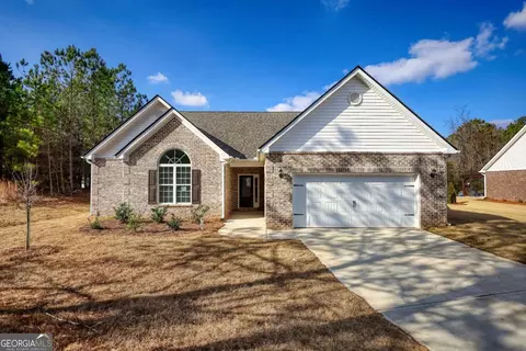 967 Park Place St, Social Circle, GA 30025