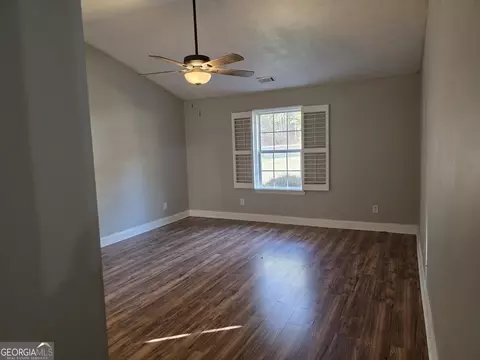 Living - 340 Wray Rd, Buchanan, GA 30113 photo 1 of 2