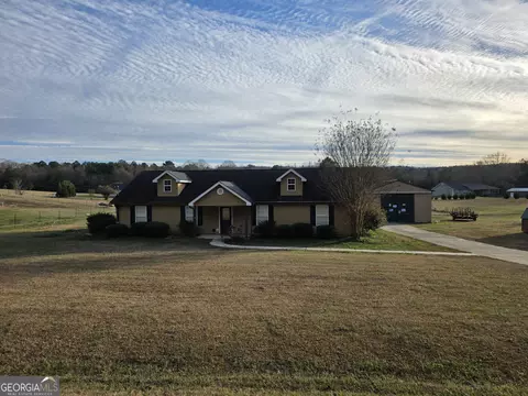 Exterior - 340 Wray Rd, Buchanan, GA 30113 photo 2 of 10