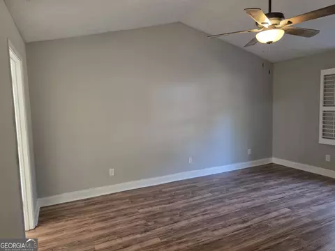 Living - 340 Wray Rd, Buchanan, GA 30113 photo 2 of 2