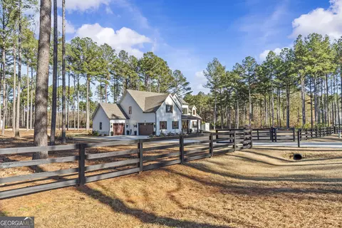 Exterior - 1085 Locklin Rd, Monroe, GA 30655 photo 9 of 11
