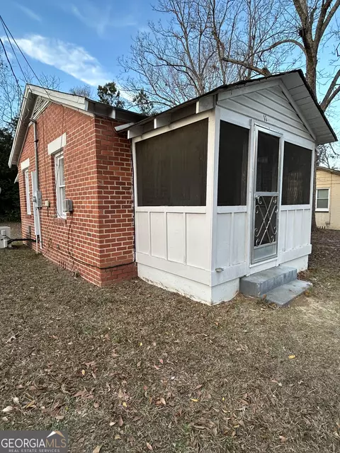 Exterior - 11 Hester Dr, Dublin, GA 31021 photo 3 of 3