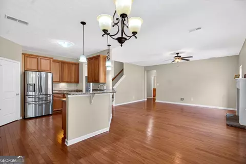 Living - 140 Cedar Ridge Dr, Lagrange, GA 30241 photo 5 of 6
