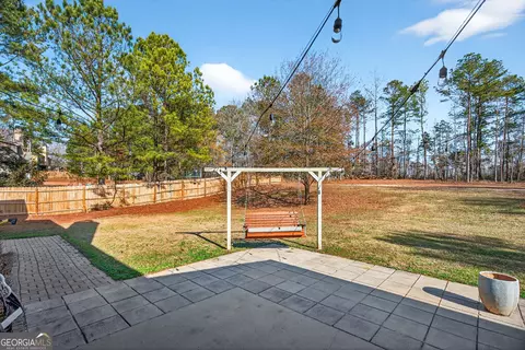 Exterior - 140 Cedar Ridge Dr, Lagrange, GA 30241 photo 5 of 9