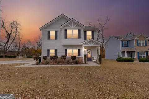 101 Poppy Ln, Byron, GA 31008