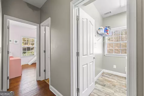 Entry Way - 17 Collier Mill Rd, Toccoa, GA 30577 photo 11 of 19
