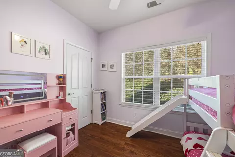 Bedroom - 17 Collier Mill Rd, Toccoa, GA 30577 photo 2 of 10