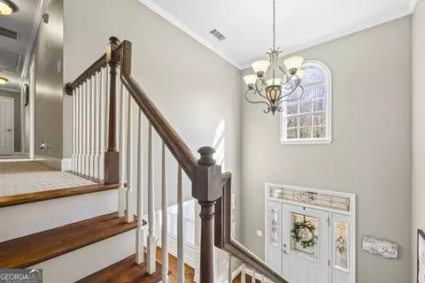 Entry Way - 17 Collier Mill Rd, Toccoa, GA 30577 photo 14 of 19