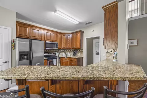Kitchen - 17 Collier Mill Rd, Toccoa, GA 30577 photo 12 of 12