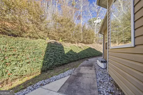 Exterior - 17 Collier Mill Rd, Toccoa, GA 30577 photo 9 of 13