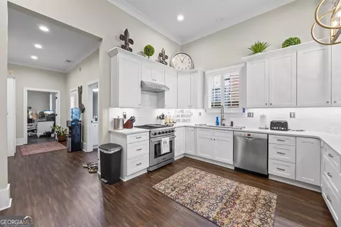 Kitchen - 4121 N Swann St, Covington, GA 30014 photo 2 of 4